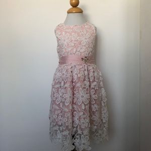 Camillia  pink lace dress size 5